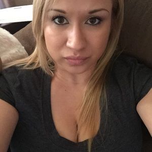 Meet your Posher, Mayra